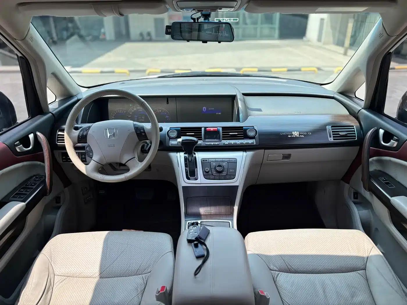 Elysion 2012 2.4L VTi-S Premium Edition — миниатюра 5