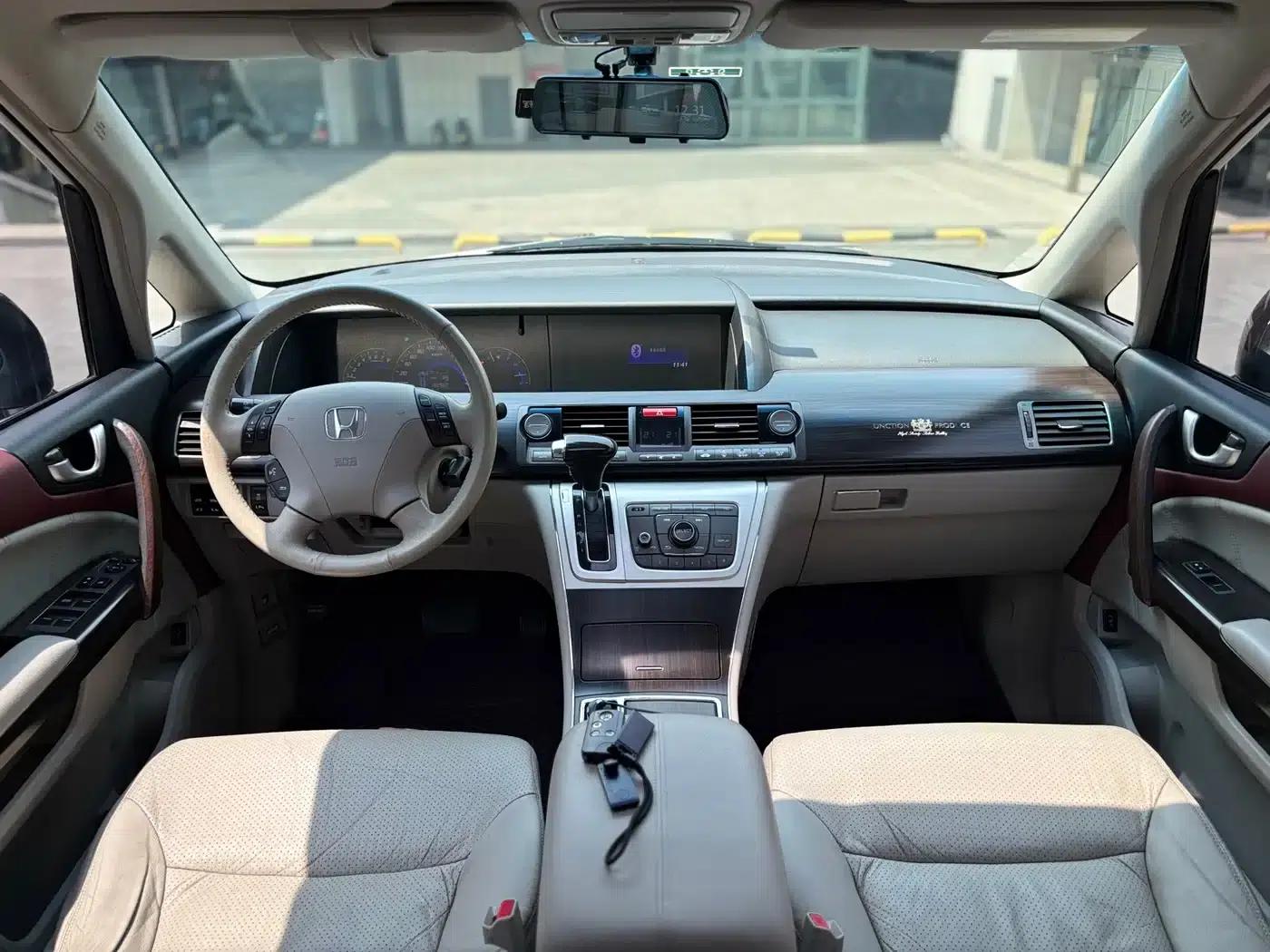 Elysion 2012 2.4L VTi-S Premium Edition — миниатюра 8