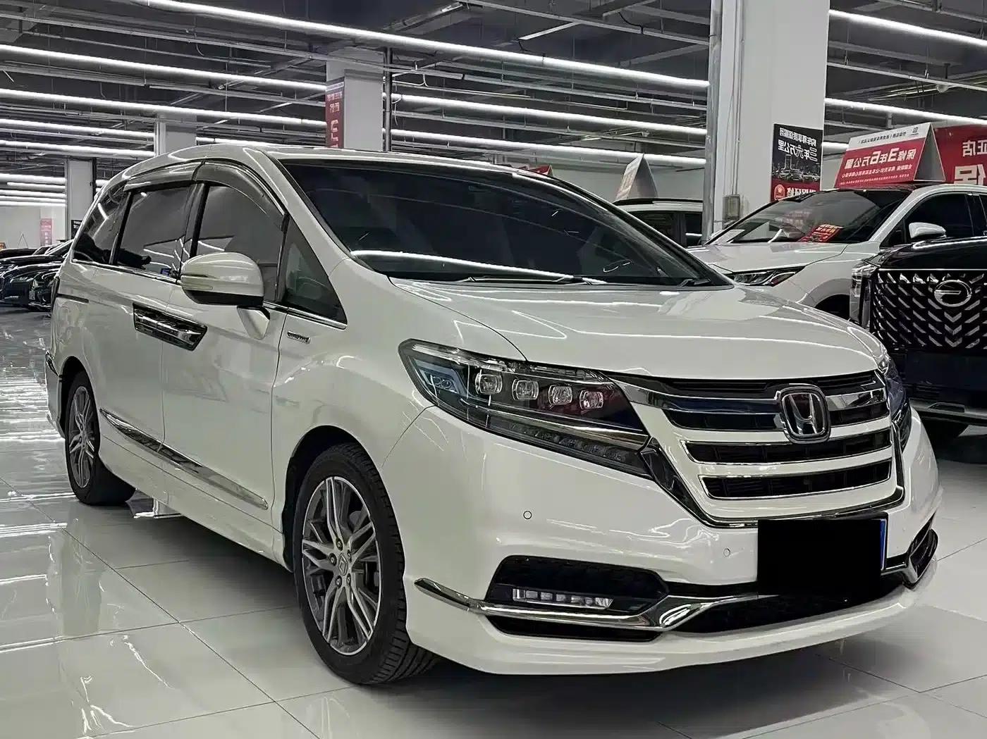 Elysion 2019 2.0L Hybrid Supreme Edition — миниатюра 3
