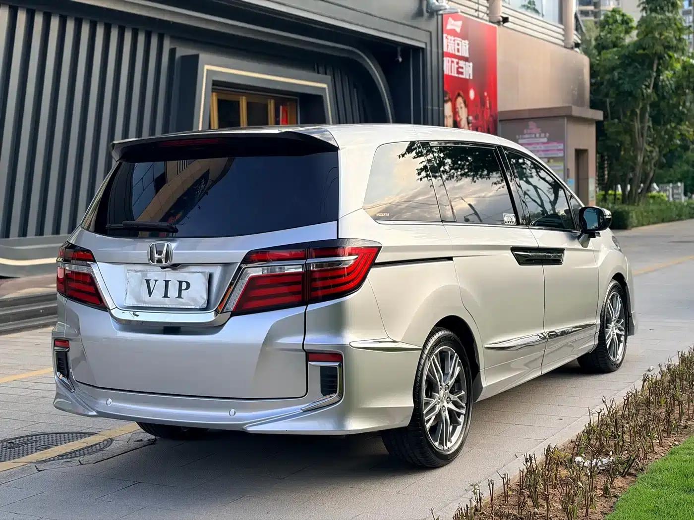 Elysion 2019 2.0L Hybrid Supreme Edition — миниатюра 7