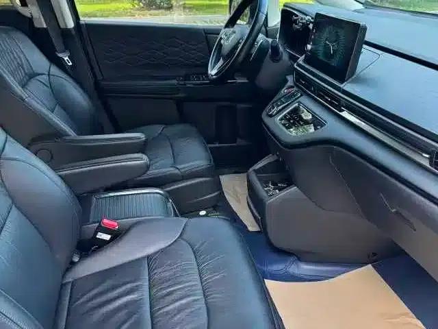 Elysion 2022 2.0L e:HEV Luxury Edition — миниатюра 14