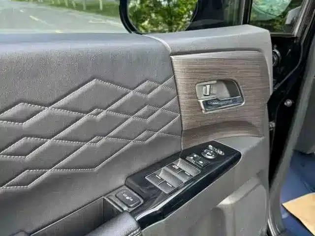 Elysion 2022 2.0L e:HEV Luxury Edition — миниатюра 9
