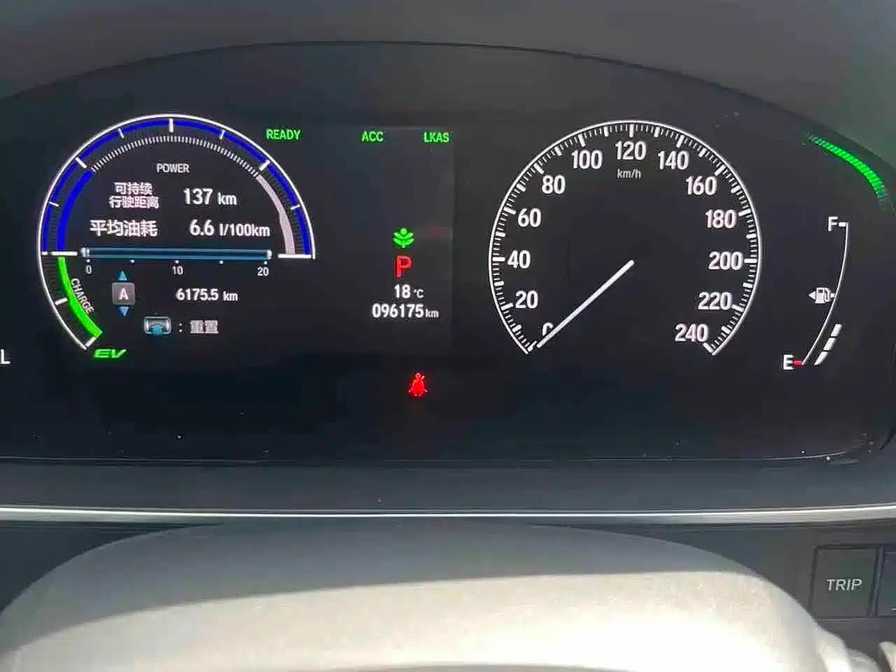 Elysion 2022 2.0L e:HEV Luxury Edition — миниатюра 11