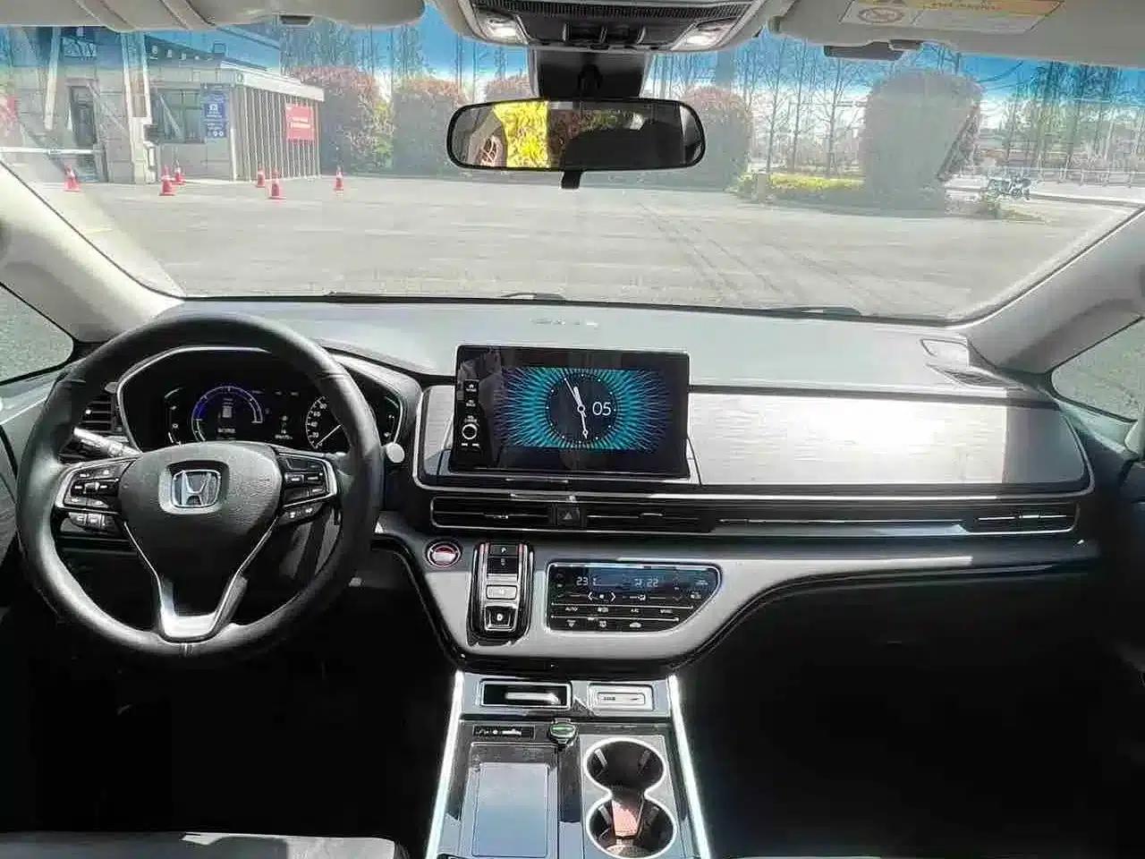 Elysion 2022 2.0L e:HEV Luxury Edition — миниатюра 14