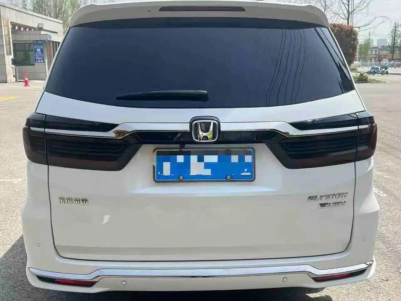 Elysion 2022 2.0L e:HEV Luxury Edition — миниатюра 5