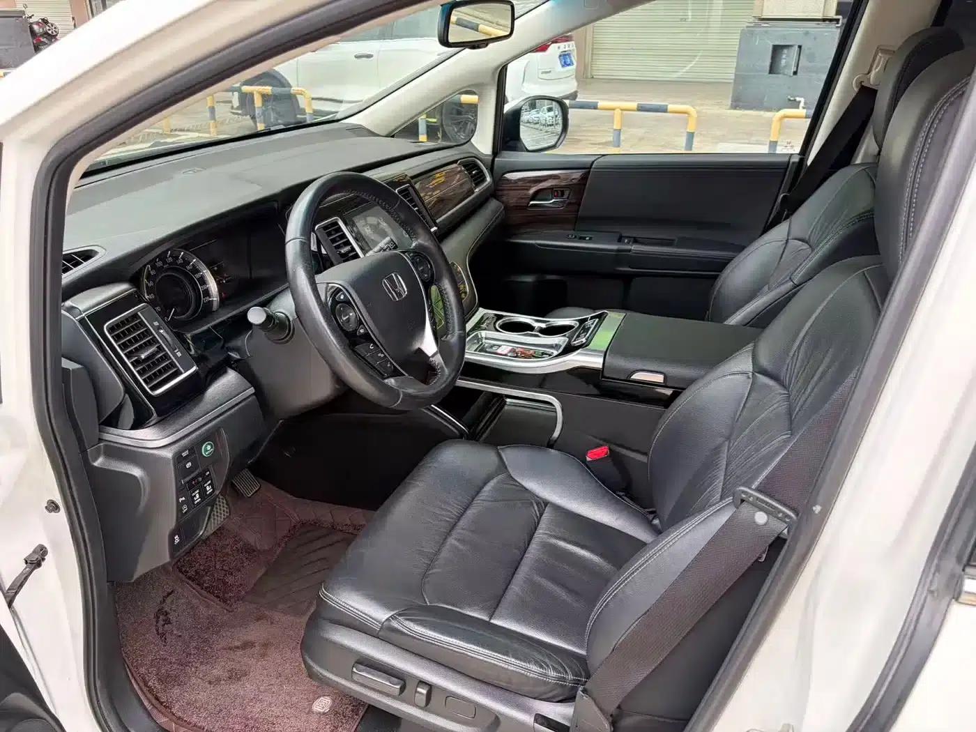 Elysion 2016 2.4L Luxury Edition — миниатюра 4