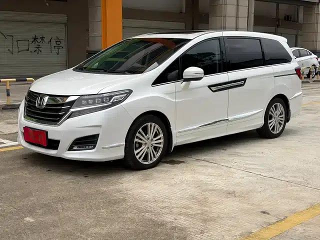 Elysion 2016 2.4L Luxury Edition