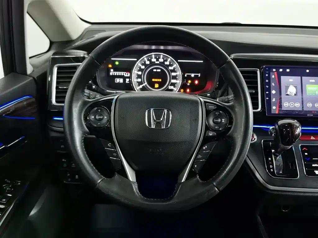 Elysion 2016 2.4L Supreme Edition — миниатюра 11