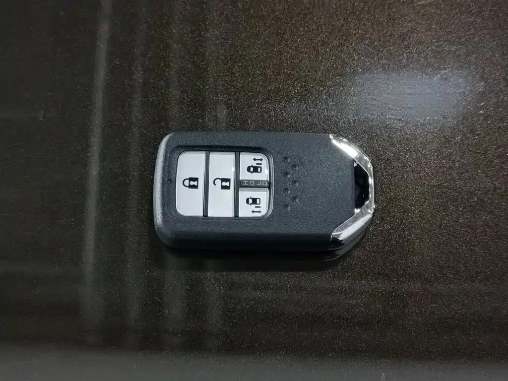 Elysion 2016 2.4L Supreme Edition — миниатюра 19