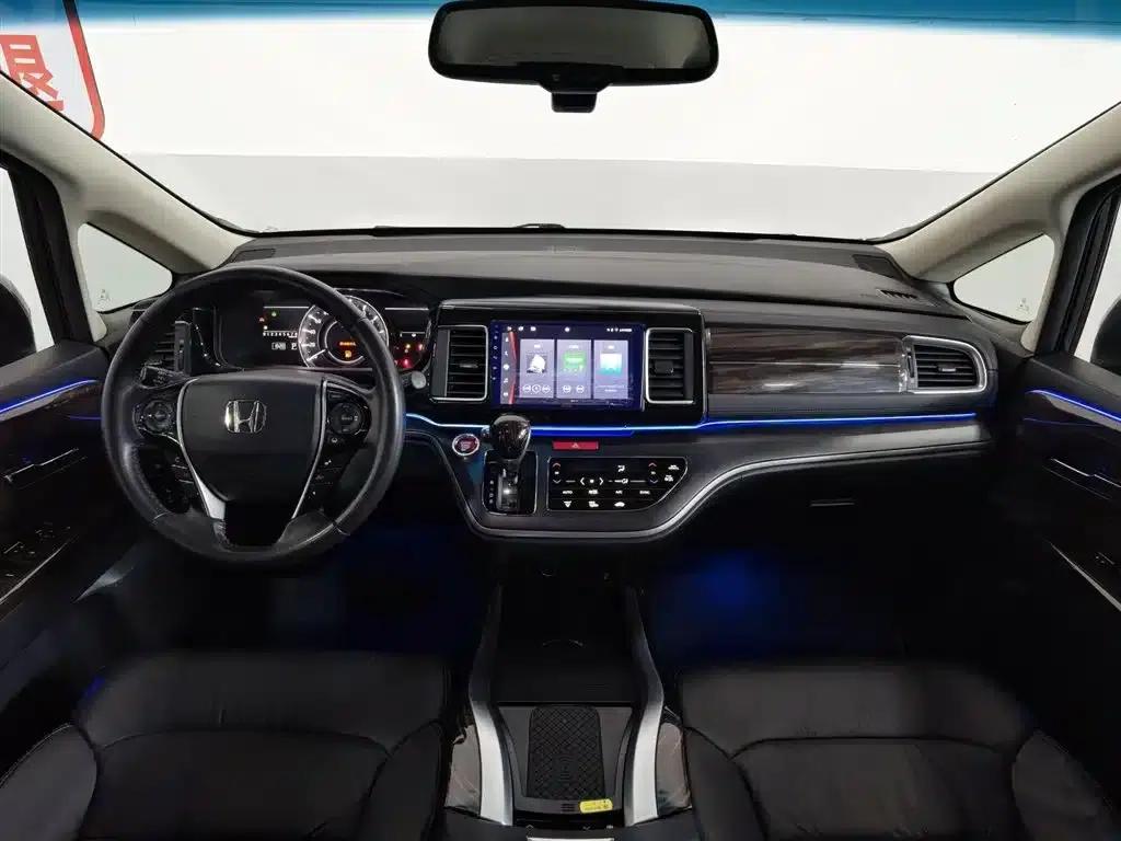 Elysion 2016 2.4L Supreme Edition — миниатюра 5