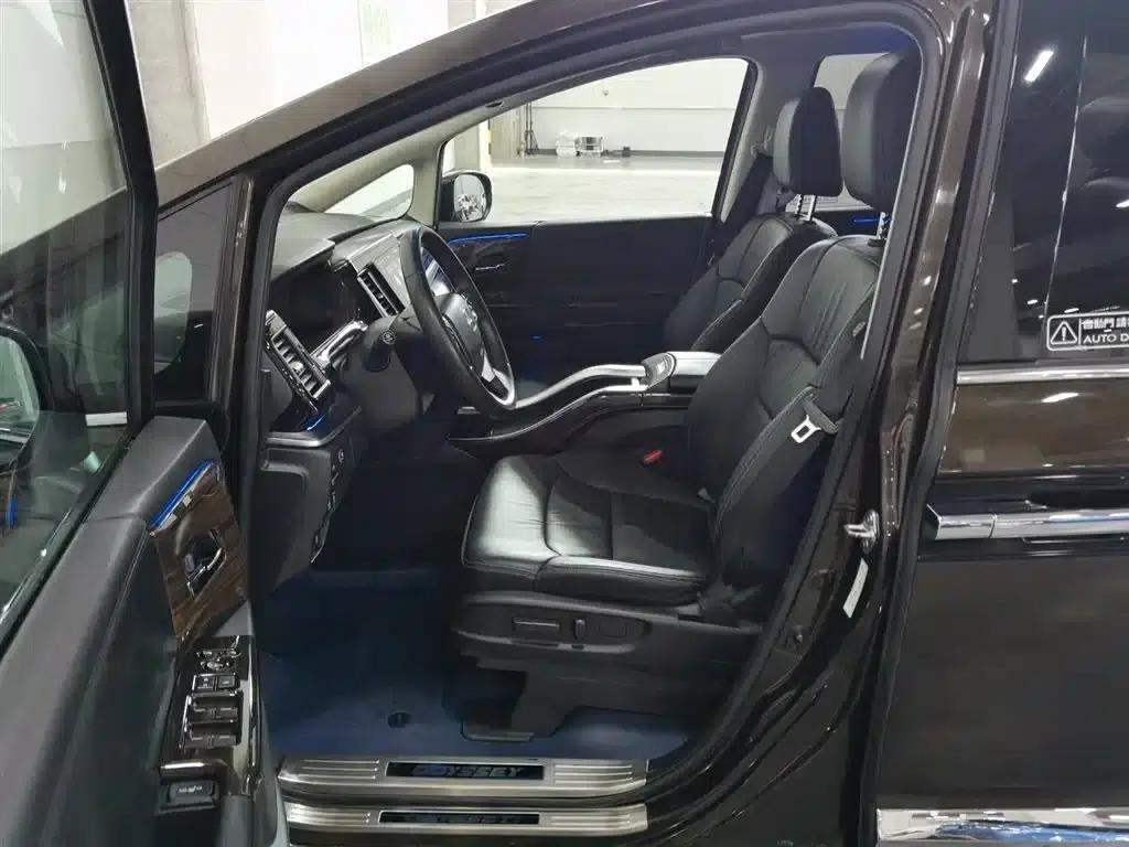 Elysion 2016 2.4L Supreme Edition — миниатюра 10