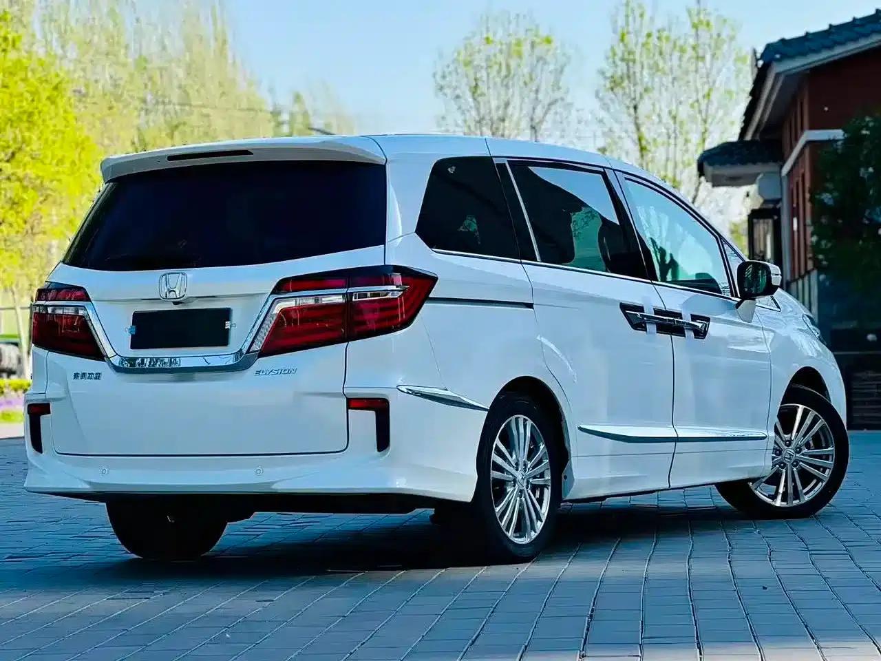 Elysion 2016 2.4L Luxury Edition — миниатюра 6