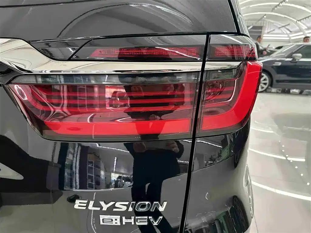 Elysion 2024 2.0L e:HEV Luxury Edition — миниатюра 15