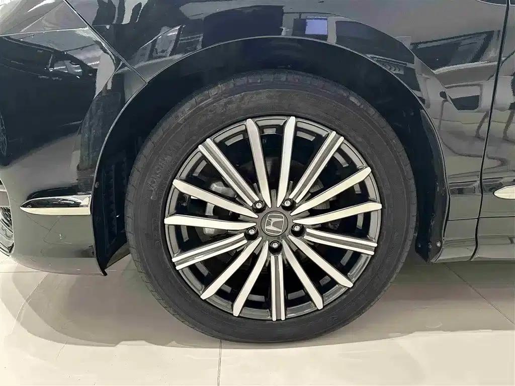 Elysion 2024 2.0L e:HEV Luxury Edition — миниатюра 4