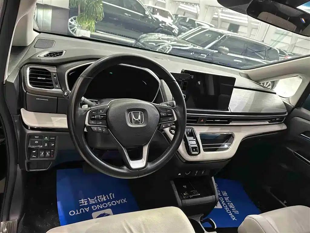 Elysion 2024 2.0L e:HEV Luxury Edition — миниатюра 7