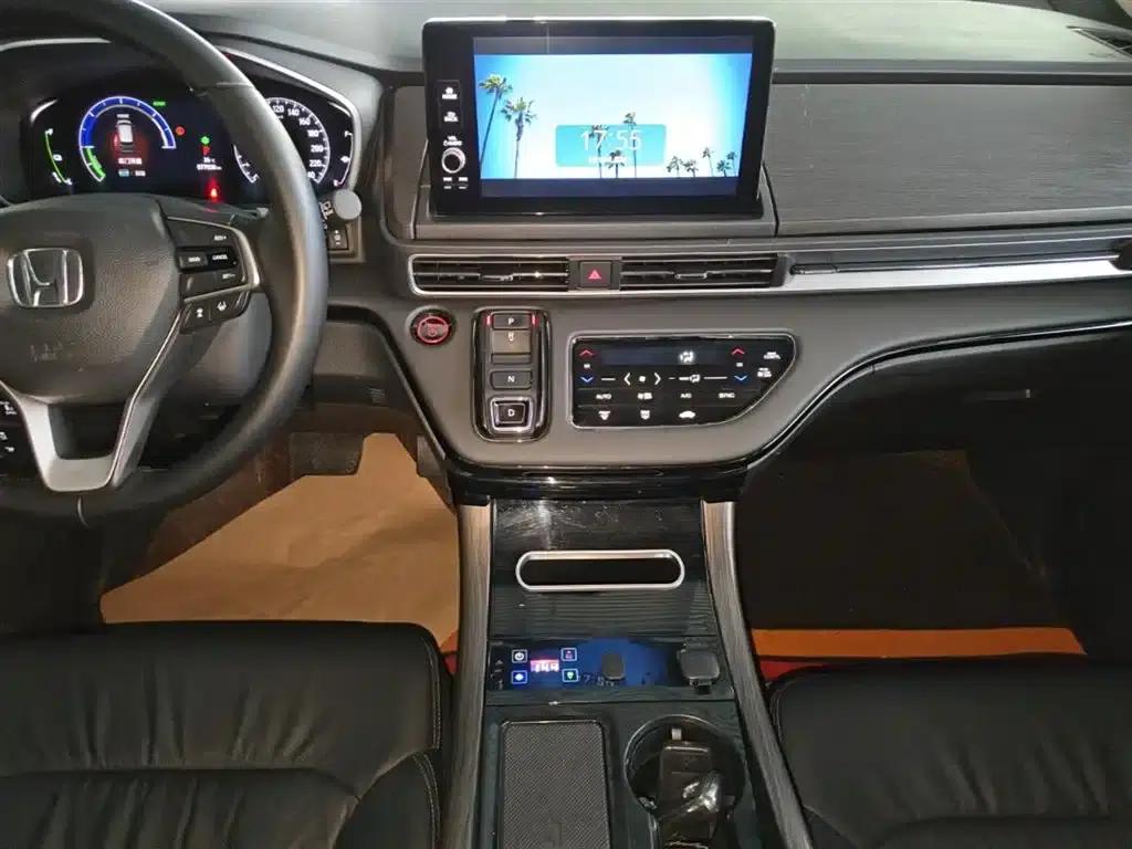 Elysion 2022 2.0L e:HEV Luxury Edition — миниатюра 13