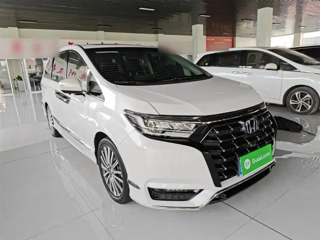 Elysion 2022 2.0L e:HEV Luxury Edition — миниатюра 4