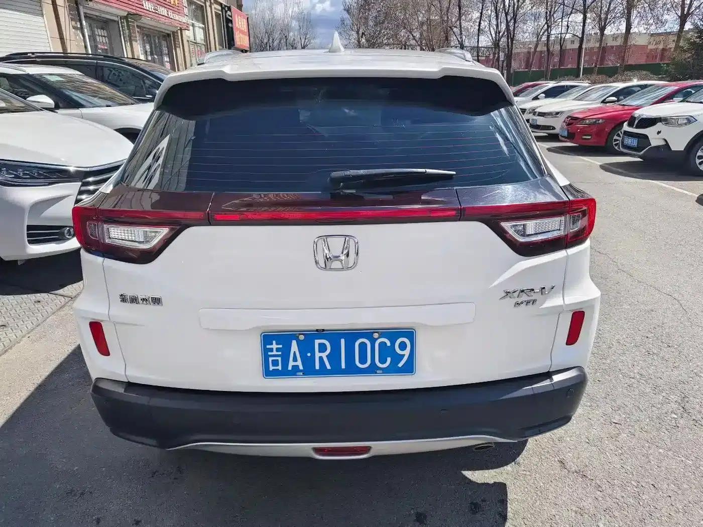 Honda XR-V 2015 1.8L VTi CVT Luxury Edition — миниатюра 8