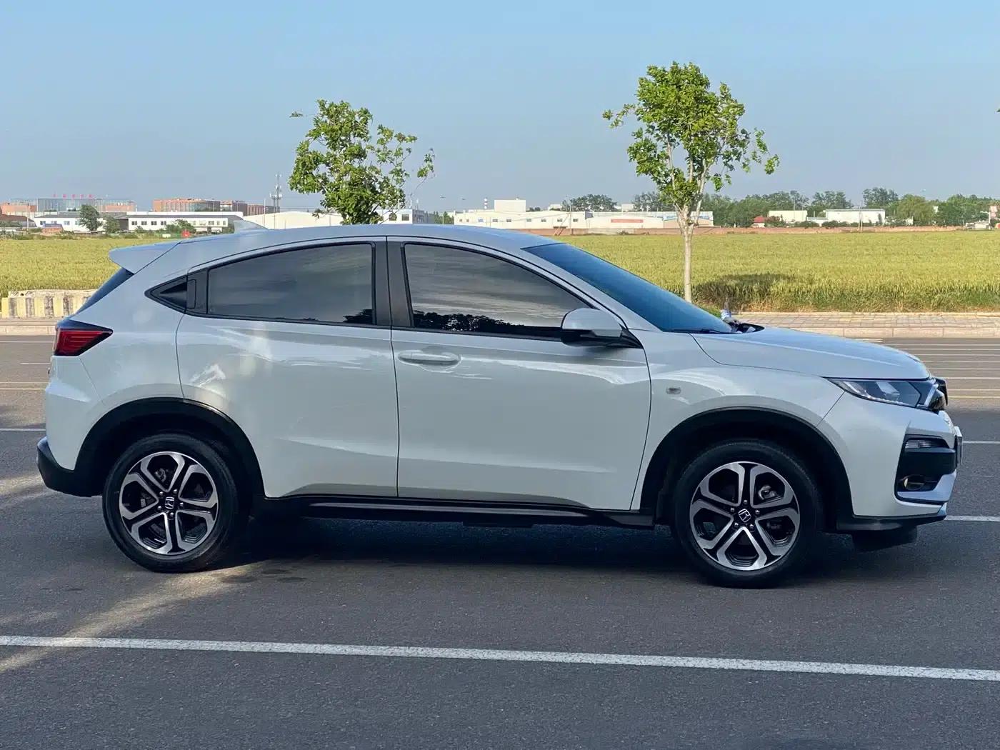 Honda XR-V 2021 1.5L Manual Classic Edition — миниатюра 15