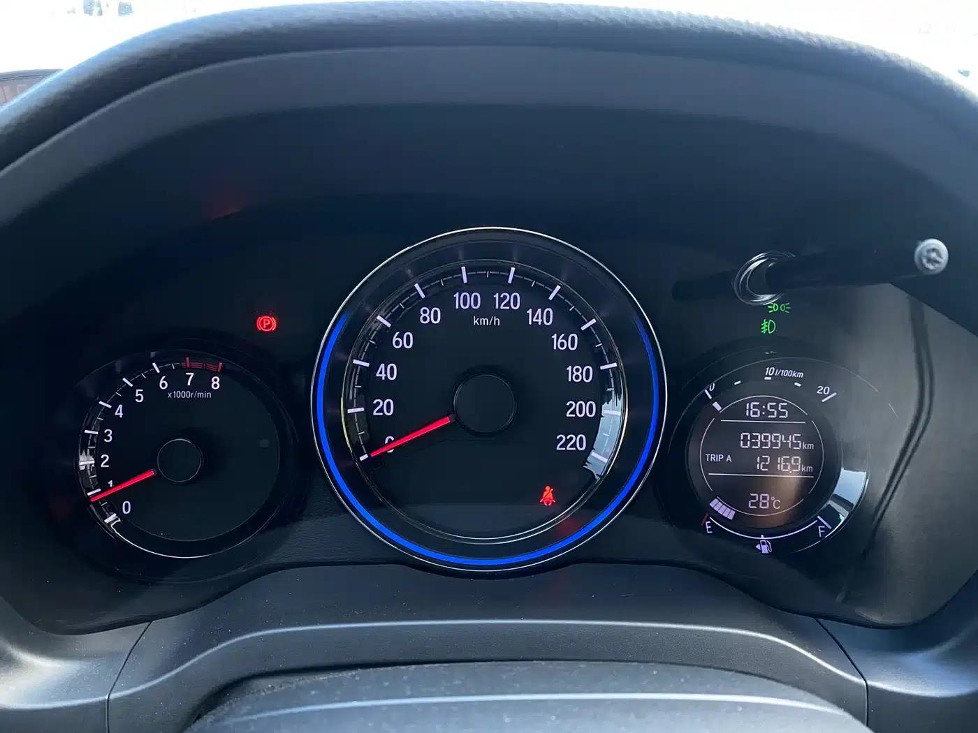 Honda XR-V 2021 1.5L Manual Classic Edition — миниатюра 6