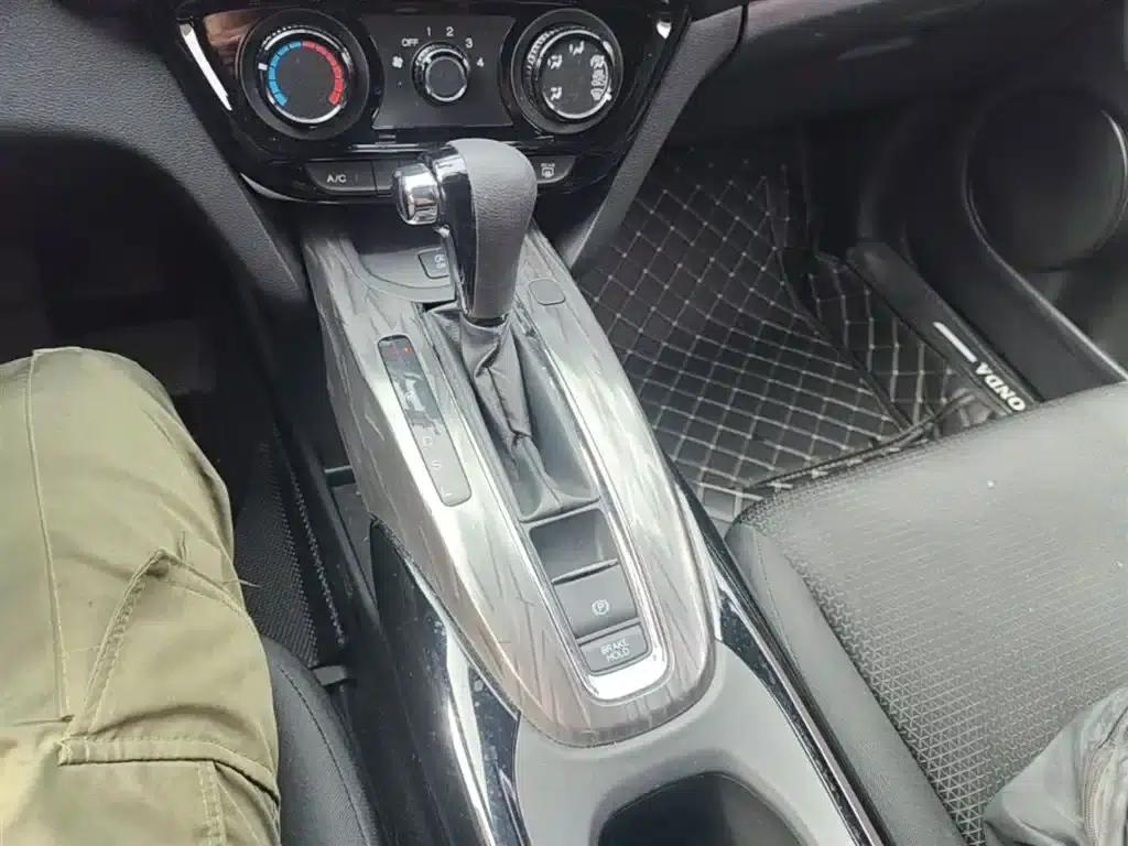 Honda XR-V 2021 1.5L CVT Classic Edition — миниатюра 14