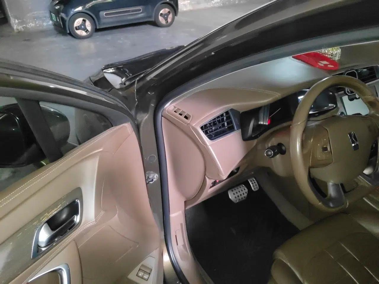 DS 5LS 2014 1.6T Prestige Edition THP200 — миниатюра 17