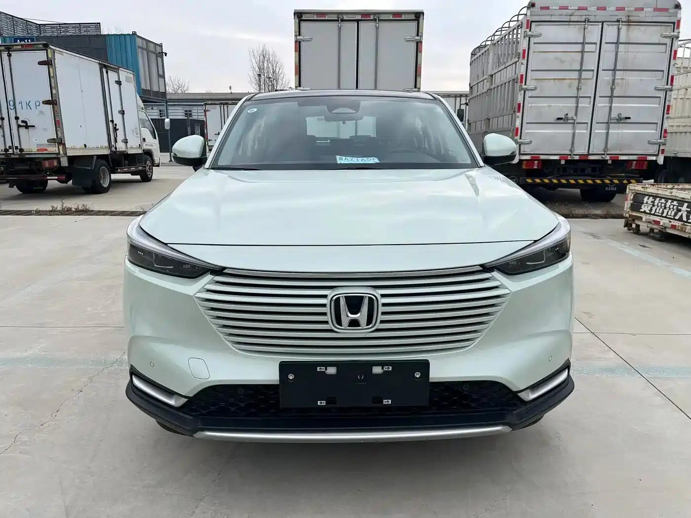 Vezel 2023 1.5L CVT Luxury Edition — миниатюра 2