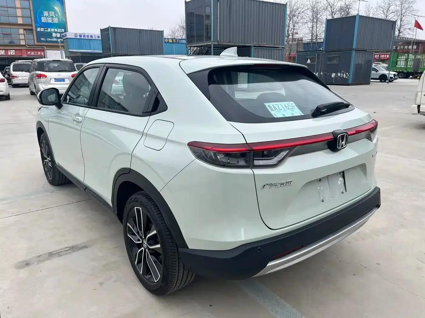 Vezel 2023 1.5L CVT Luxury Edition — миниатюра 13