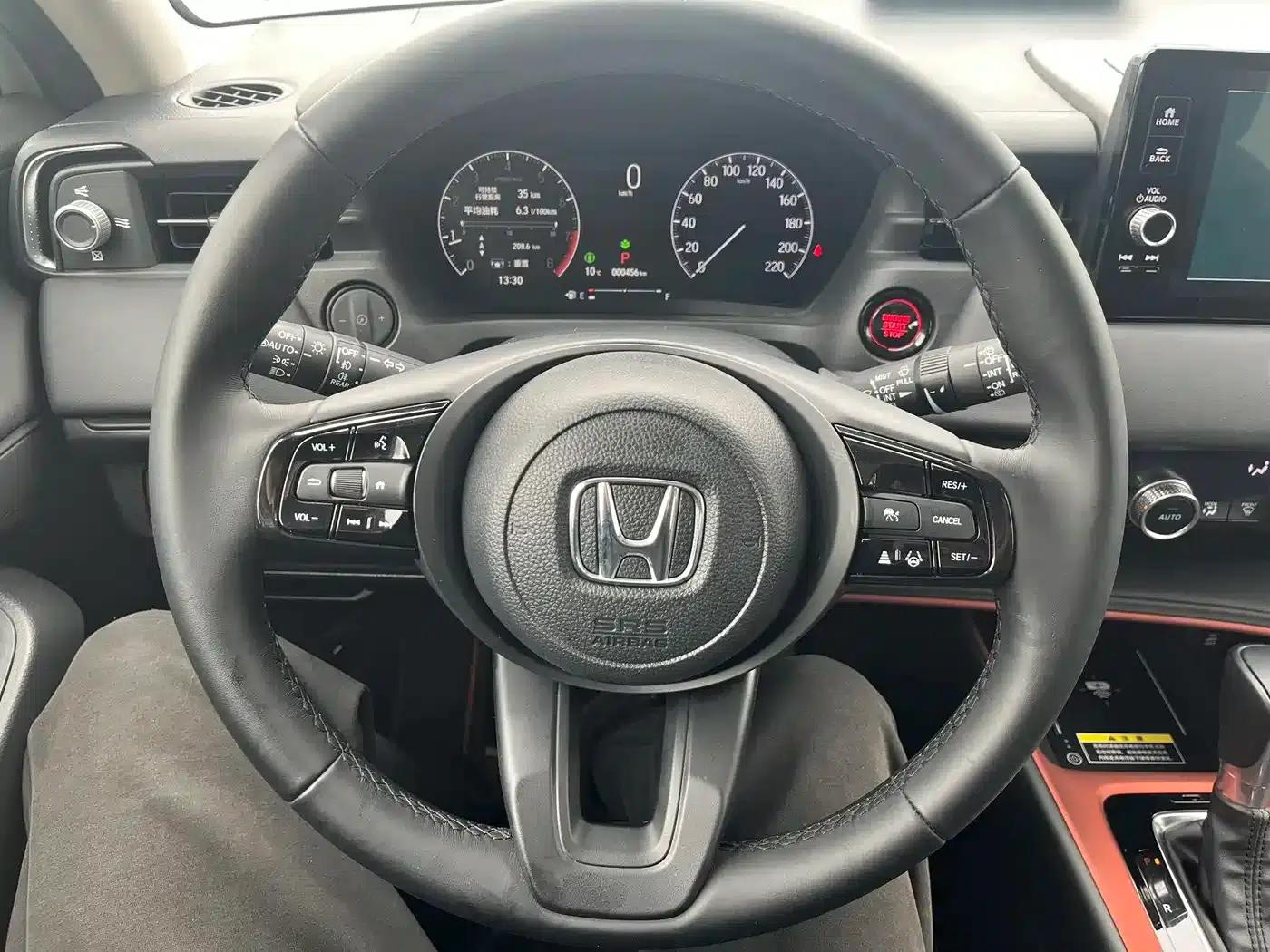 Vezel 2023 1.5L CVT Luxury Edition — миниатюра 8