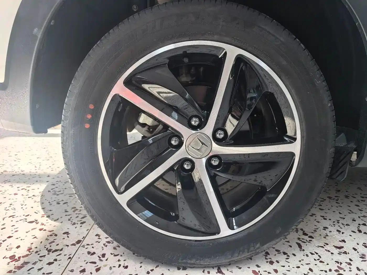 Vezel 2022 1.5L CVT Phantom Night Pioneer Edition — миниатюра 19