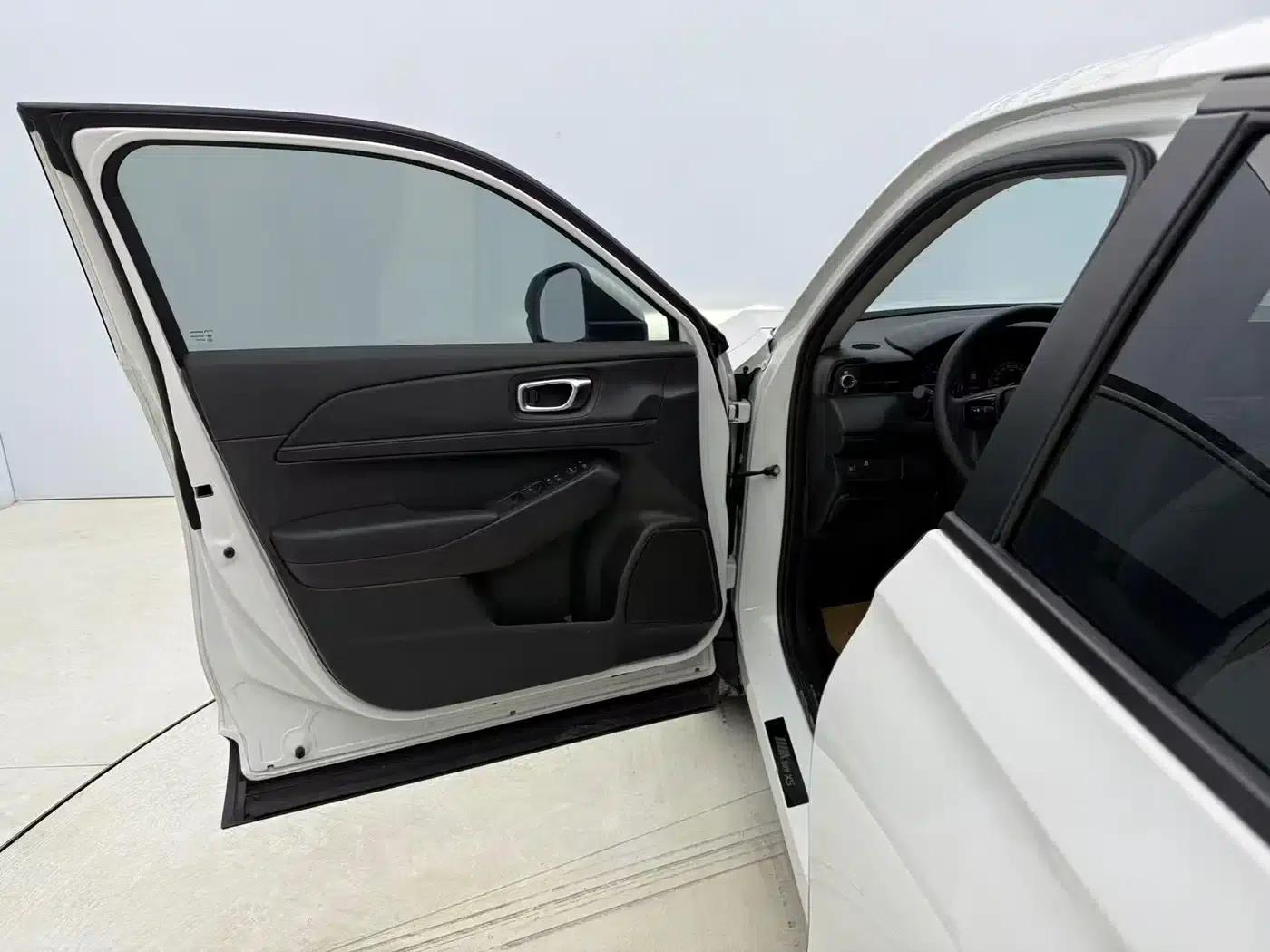Vezel 2023 1.5L CVT Elite Edition — миниатюра 12