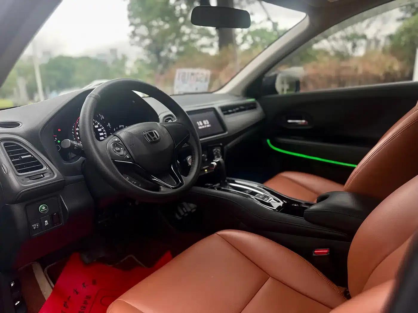 Vezel 2022 1.5L CVT Phantom Night Pioneer Edition — миниатюра 6
