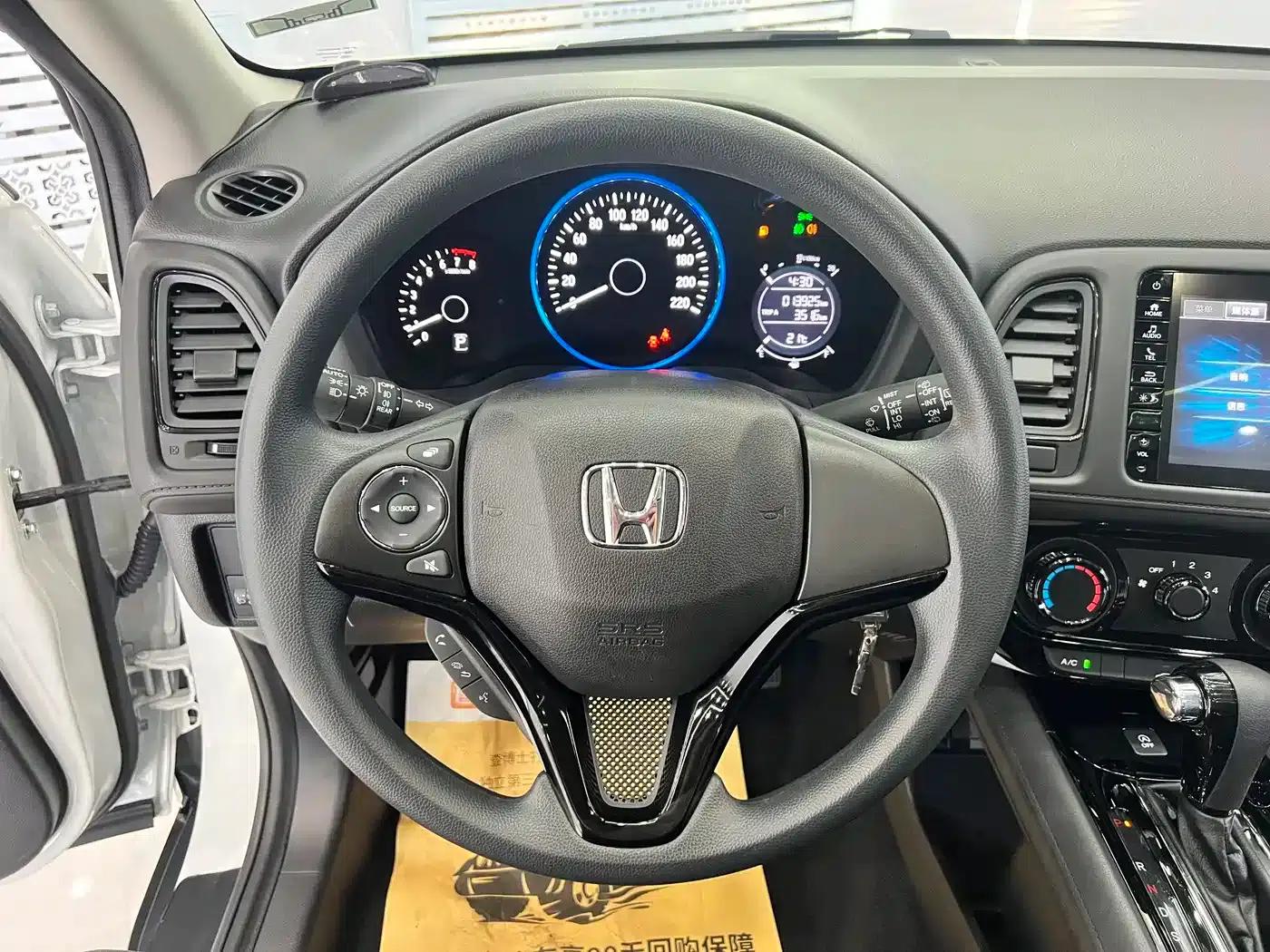 Vezel 2020 1.5L CVT Pioneer Edition — миниатюра 11