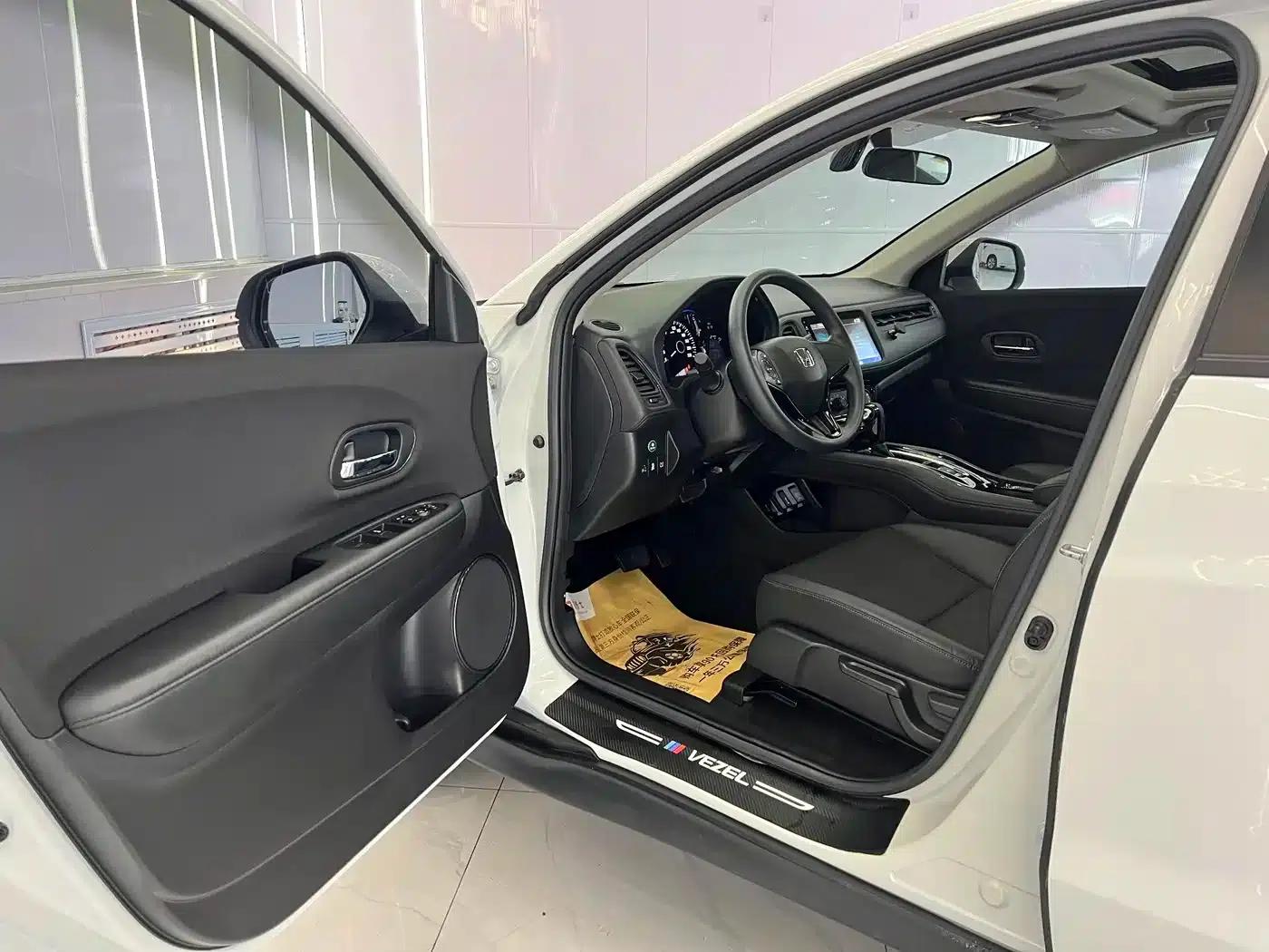 Vezel 2020 1.5L CVT Pioneer Edition — миниатюра 7