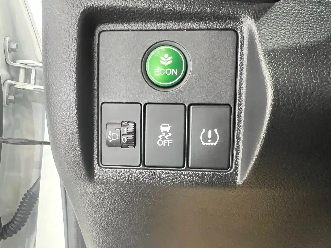 Vezel 2020 1.5L CVT Pioneer Edition — миниатюра 9