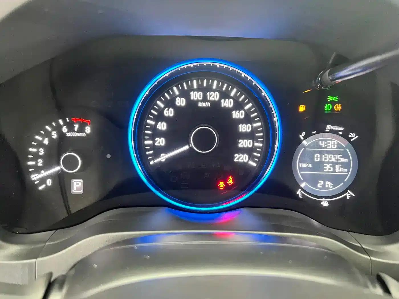 Vezel 2020 1.5L CVT Pioneer Edition — миниатюра 10