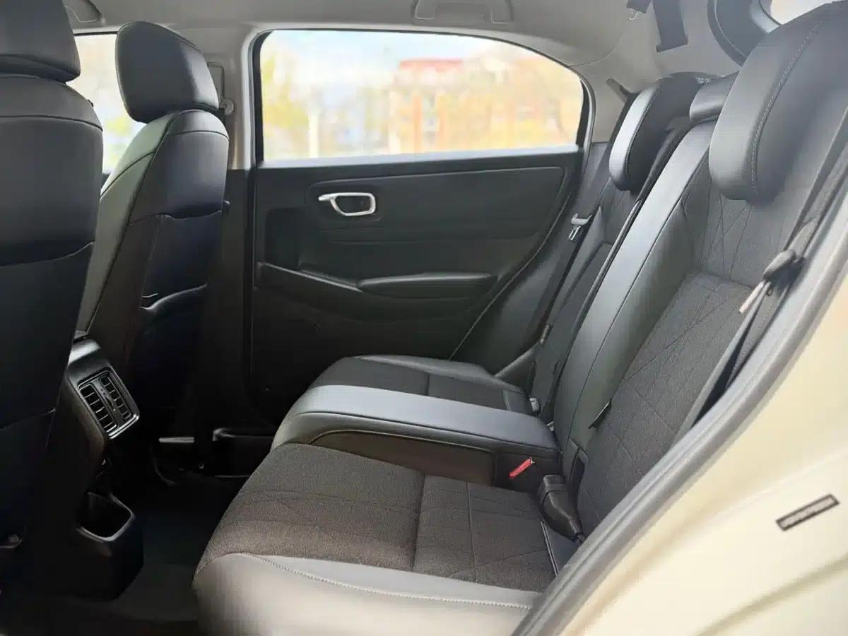 Vezel 2023 1.5L CVT Tech Edition — миниатюра 11