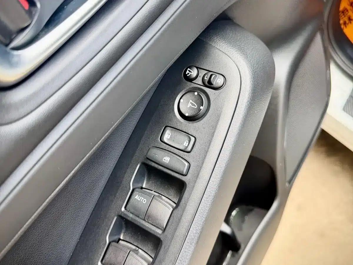 Vezel 2023 1.5L CVT Tech Edition — миниатюра 17