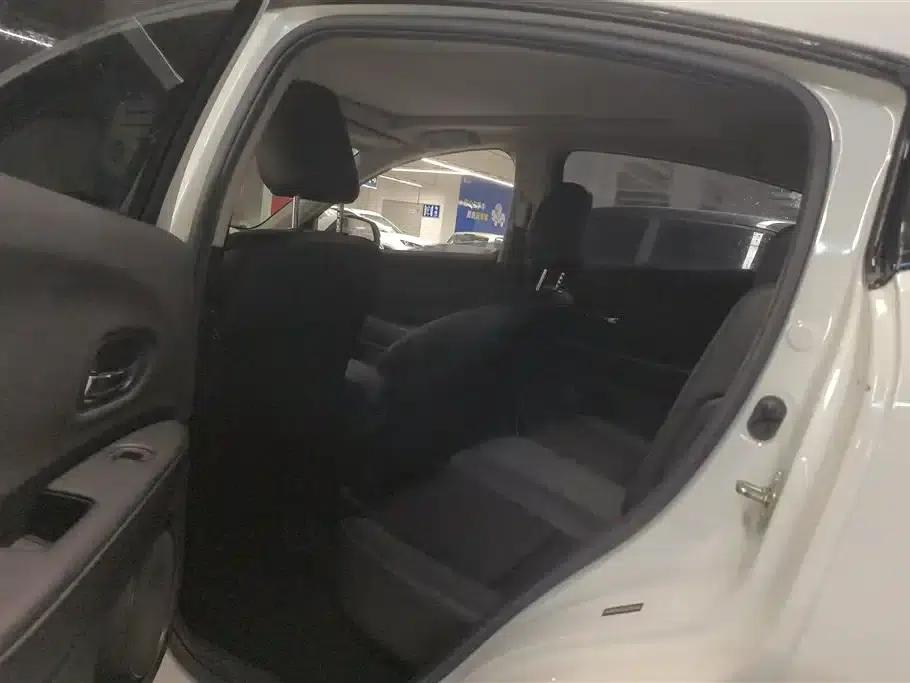 Vezel 2020 1.5L CVT Pioneer Edition — миниатюра 11