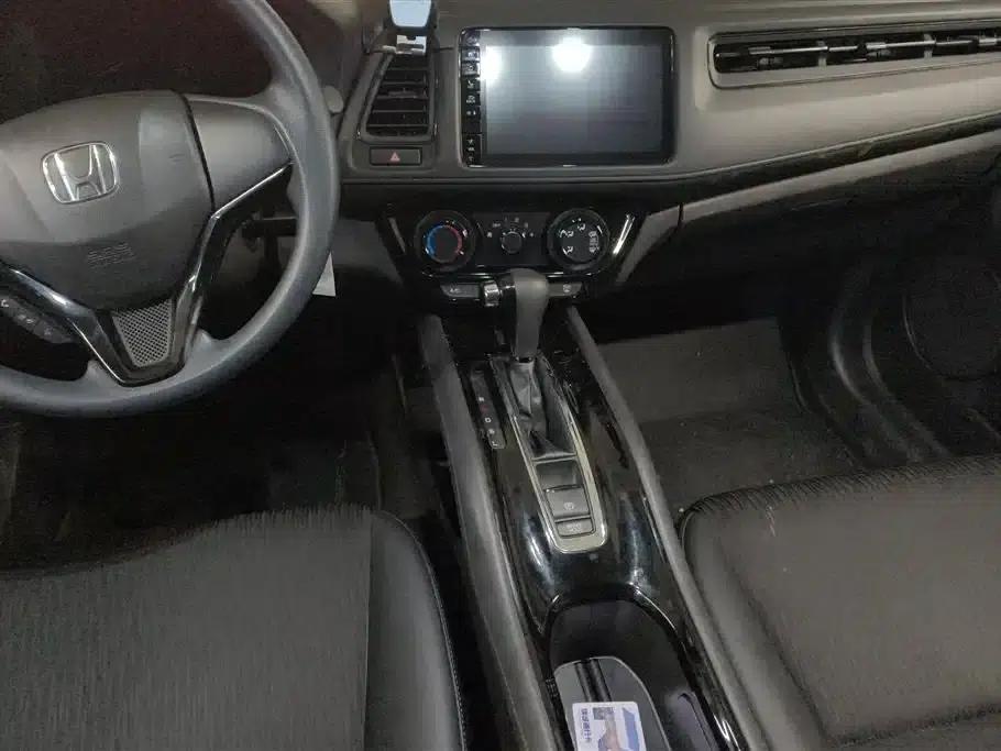 Vezel 2020 1.5L CVT Pioneer Edition — миниатюра 16