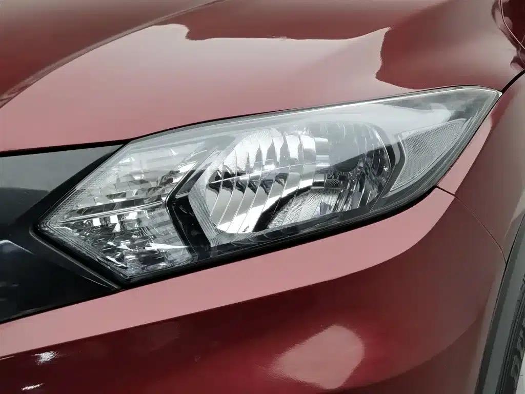 Vezel 2015 1.5L CVT 2WD Comfort Model — миниатюра 7