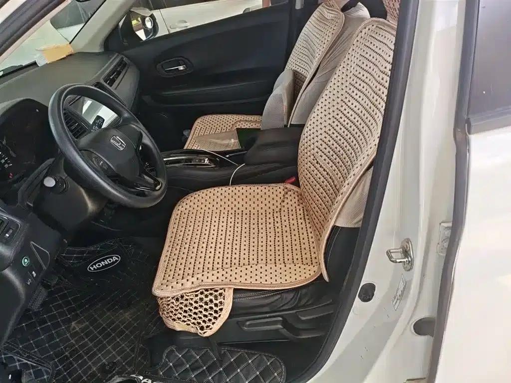 Vezel 2017 1.5L CVT 2WD Comfort Model — миниатюра 8