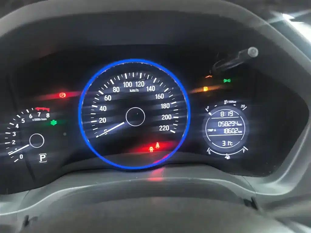 Vezel 2020 1.5L CVT Pioneer Edition — миниатюра 12