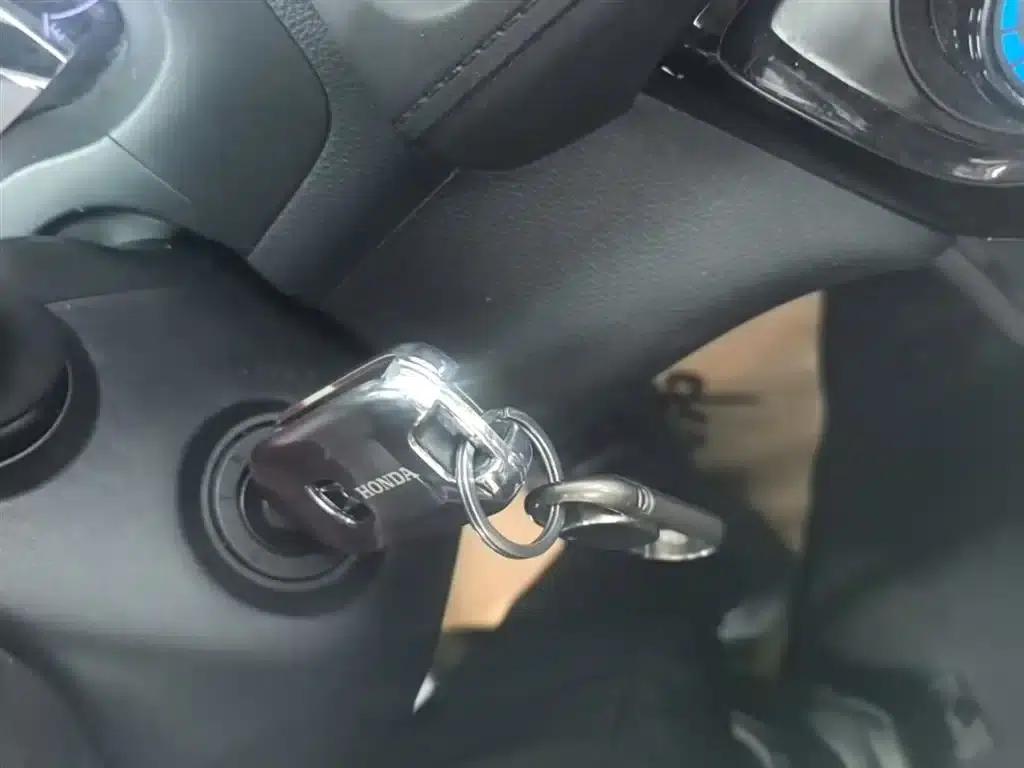 Vezel 2020 1.5L CVT Pioneer Edition — миниатюра 9