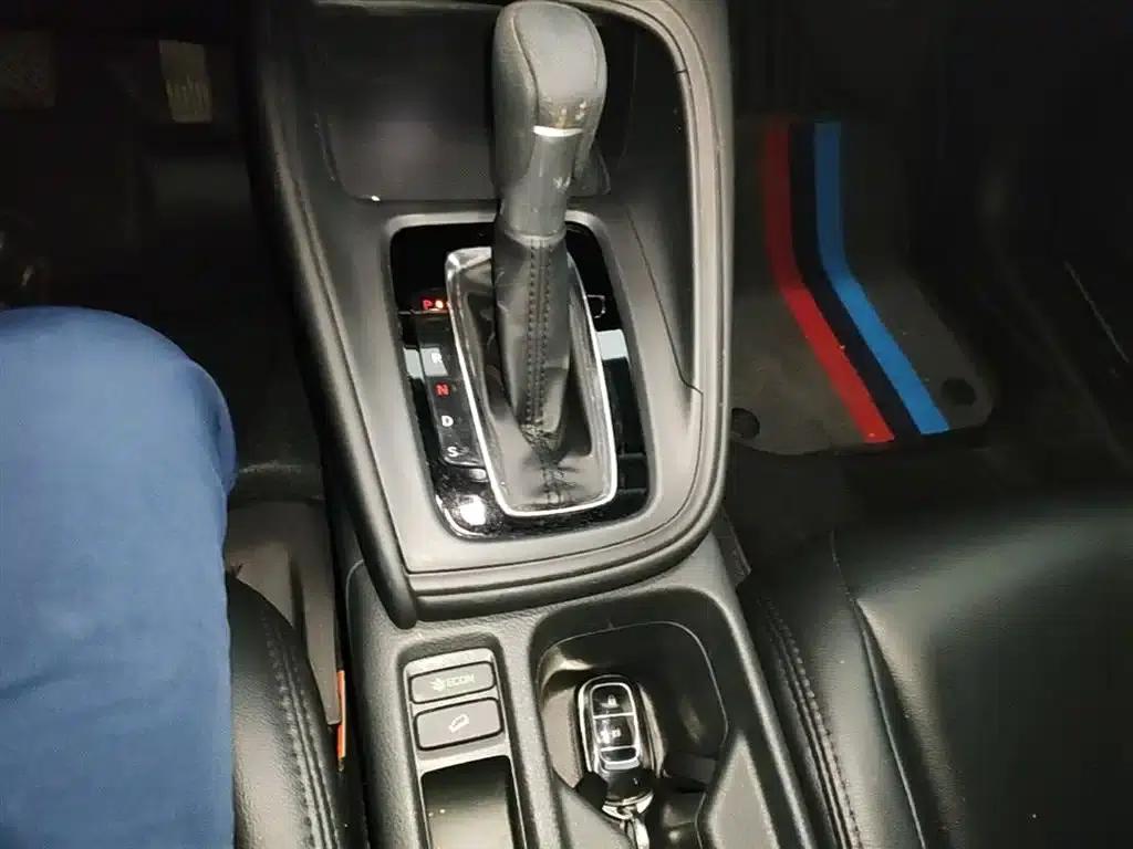 Vezel 2023 1.5L CVT Elite Edition — миниатюра 10