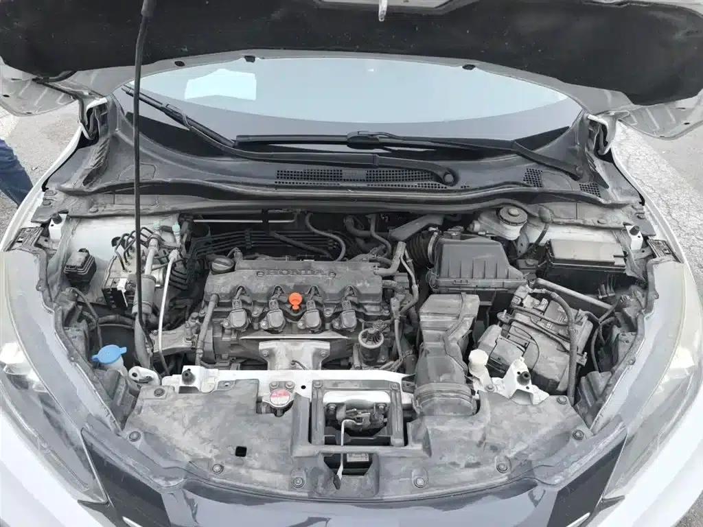 Vezel 2017 1.8L CVT 2WD Pioneer Edition — миниатюра 11