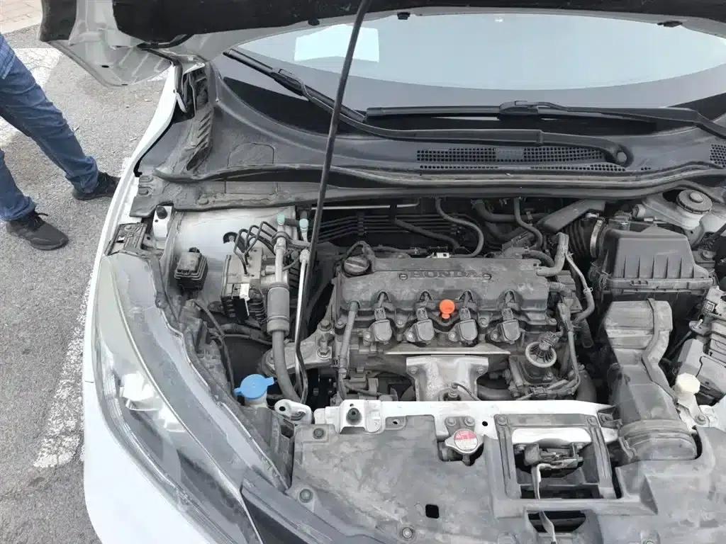 Vezel 2017 1.8L CVT 2WD Pioneer Edition — миниатюра 21