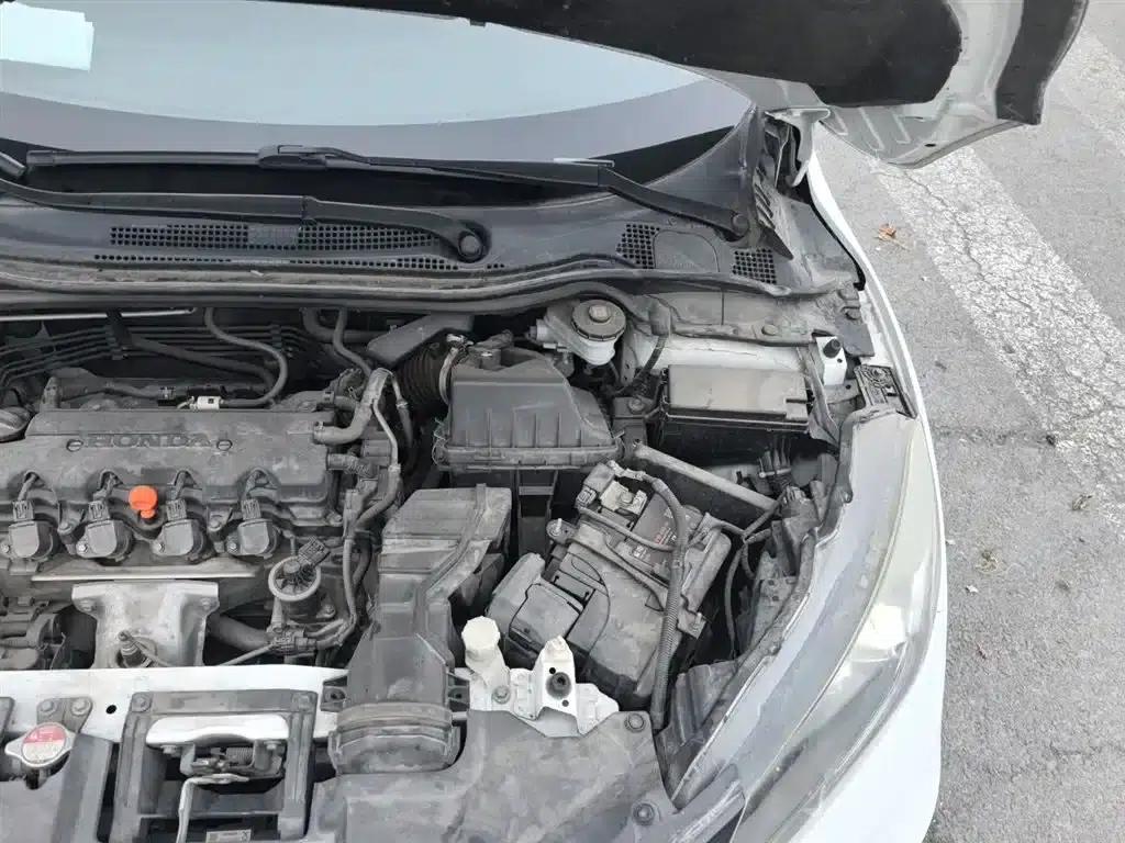 Vezel 2017 1.8L CVT 2WD Pioneer Edition — миниатюра 22