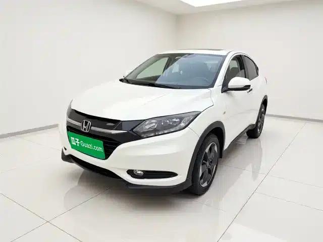 Vezel 2017 1.8L CVT 2WD Pioneer Edition
