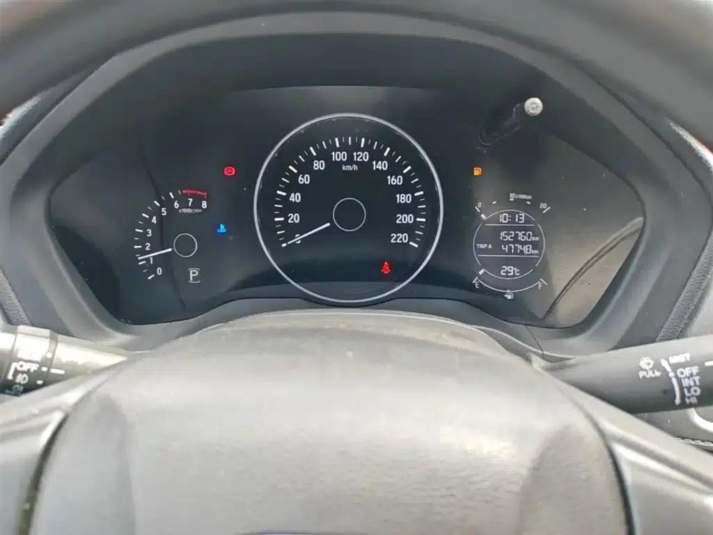 Vezel 2017 1.8L CVT 2WD Pioneer Edition — миниатюра 18